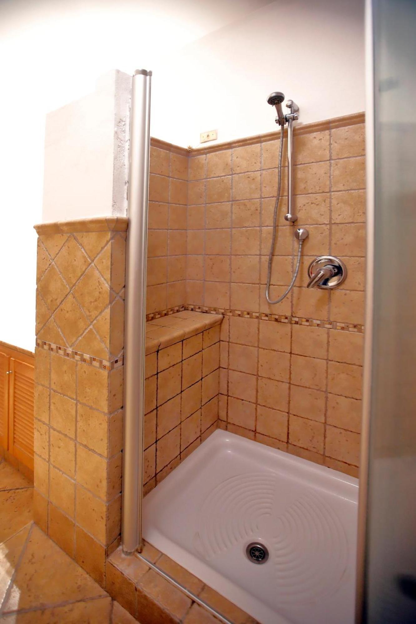 Apartamento Casa Di Katia Collesalvetti Exterior foto